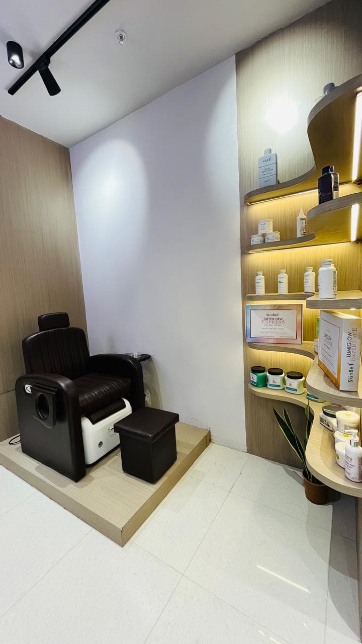 The pedicure chair and care area inside IPSA